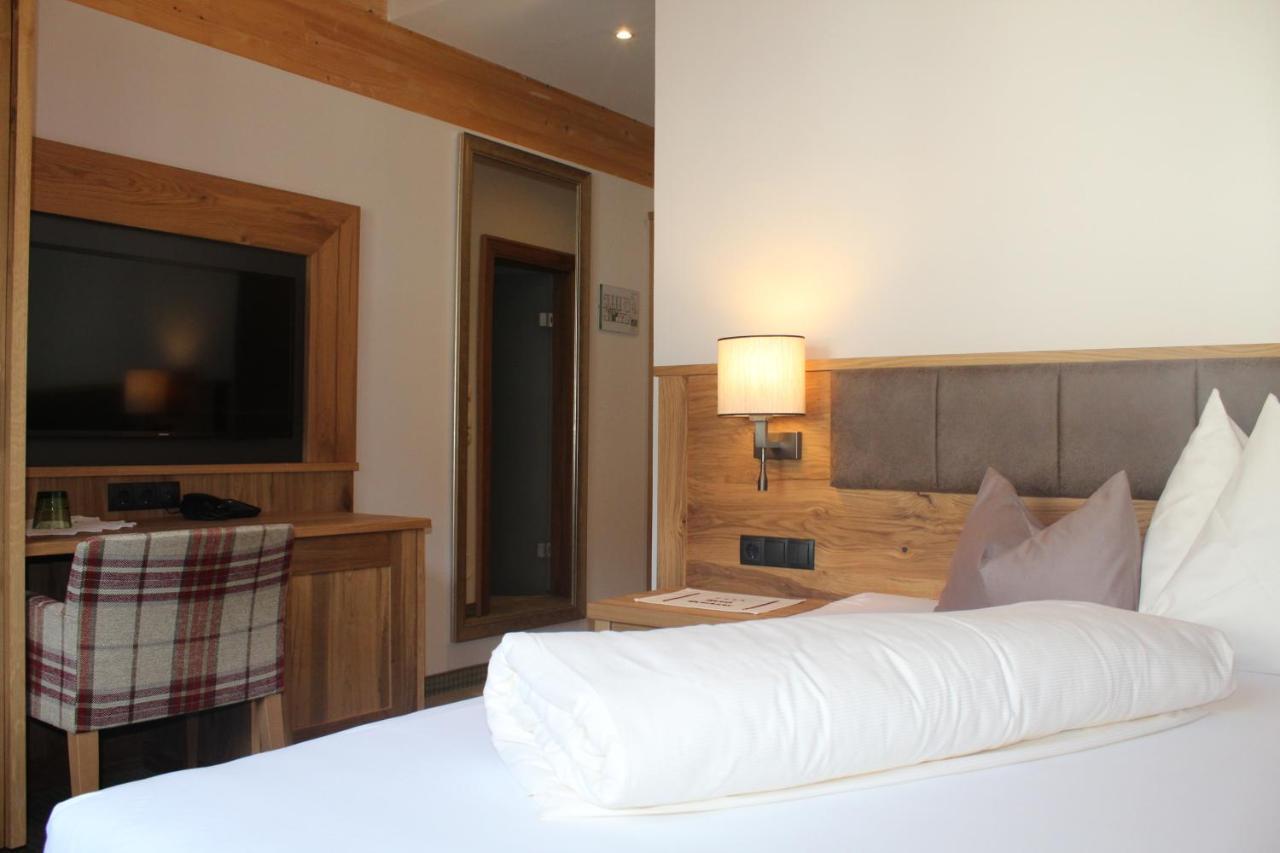 Hotel Gloeckner Und Hotel Residenz Gloeckner Mathon Bagian luar foto